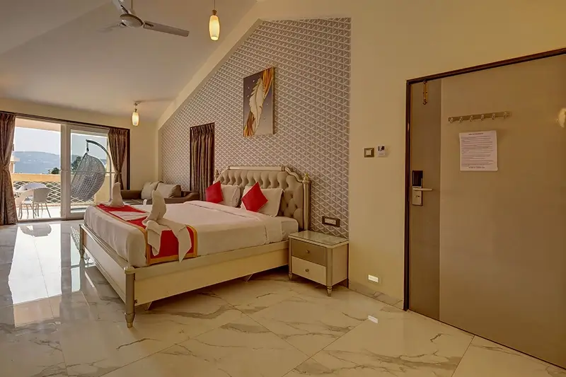 Panchgani Resort having Luxurious Maharaja Suite in Panchgani Near Bhillar